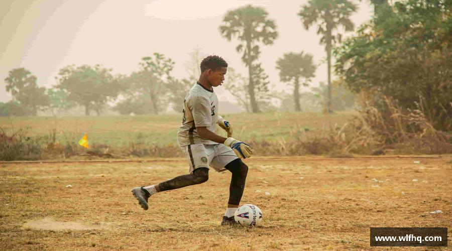 风雨同舟，共创辉煌！